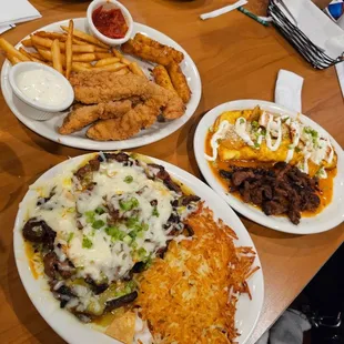 The crunchy asada chilaquiles were the best! But overall everything was great and good service too.