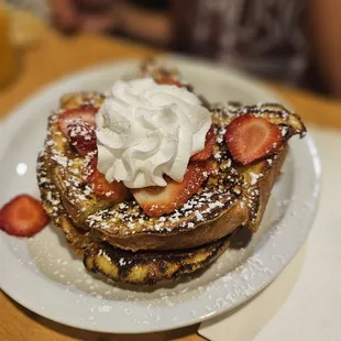 French Toast with Strawberries