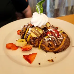 Concha, Nutella, strawberry  banana  French toast!