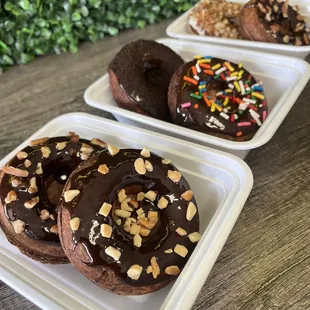 donuts, dough desserts, food