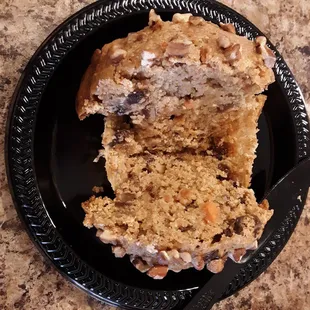 Carrot Cake muffin. Enough nuts, carrots &amp; raisins to satisfy even me.