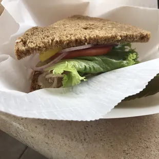 1/2 roasted turkey sandwich with horseradish sauce