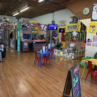 the inside of a restaurant