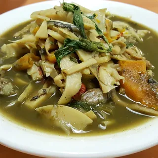 Gaeng Noh Mai