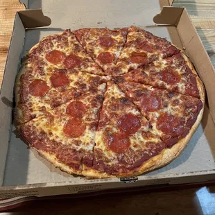 Pepperoni pizza to go