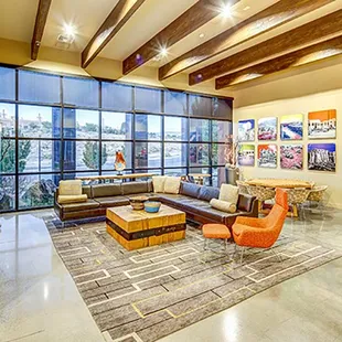 Lobo Village - Lobby