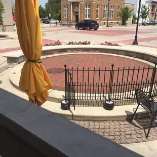 I wonder if they have a mariachi band?