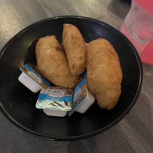Hush puppies