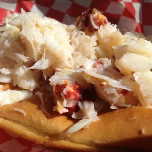 Crab roll!! Nom Nom Nom!!