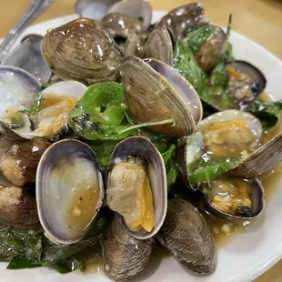 Basil Clams