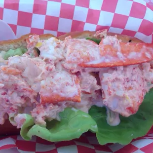 Classic Lobster Roll