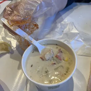 Lobster Chowder 忌廉龍蝦湯