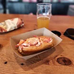 Lobster roll