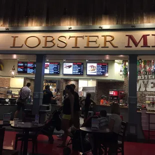 ramen and noodles, interior