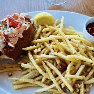 Maine Lobster Roll