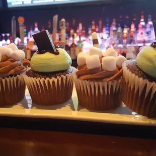 food, dessert, cupcakes
