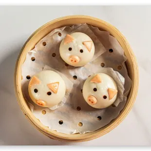 Custard bun 奶黄包