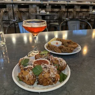 Ricotta fritters, fried oysters and a negroni! Yummm!