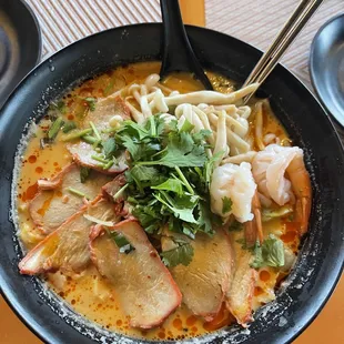 Tom Kha Noodle
