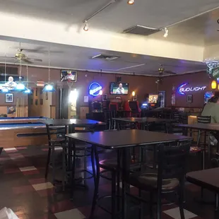 Nice open feel, friendly staff, and very clean!