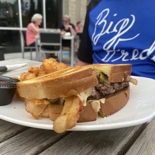 Spicy Sriracha Patty Melt