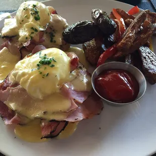 Eggs Benedict