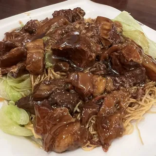 M26. Beef Stew Lo Mein