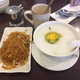 M30. Soy Sauce Chow Mein