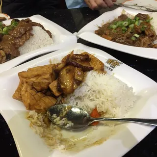 R7. Beef Stew & Tofu Skin