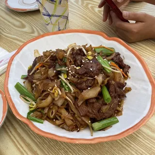 F1. Beef Chow Fun