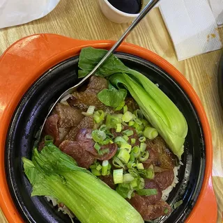 H7. Salty Fish & Pork Pie Clay Pot Rice