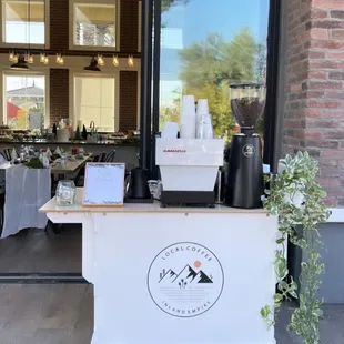 Cater our portable bar for your events! We bring the good coffee to you!