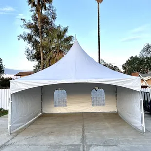 20x20 High Peak Tent