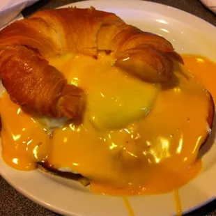 Eggs Benedict Sandwich