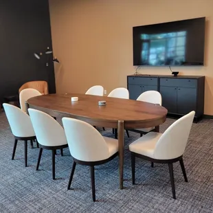 They have a few areas like this that can accommodate meetings or small events.