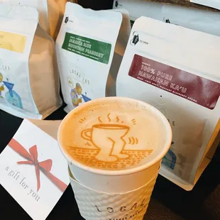 Oat milk dirty chai with latte art!