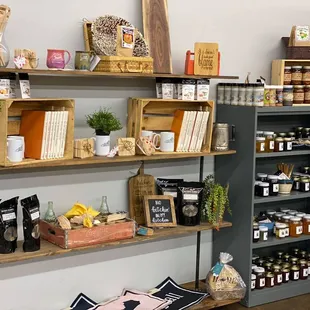 Local LEX Market |  Lexington&apos;s Best Kentucky Makers Market | Shop Unique Gifts from Kentucky Makers