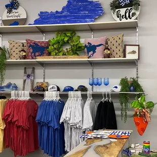Local LEX Market |  Lexington&apos;s Best Kentucky Makers Market | Shop Unique Gifts from Kentucky Makers