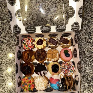16 Pieces Mini Donuts