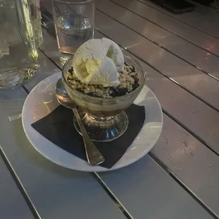 Peanut butter &amp; chocolate cup
