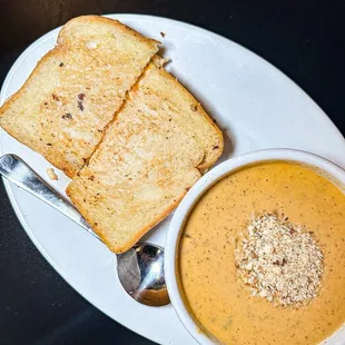 Pimento grilled cheese and tomato bisque