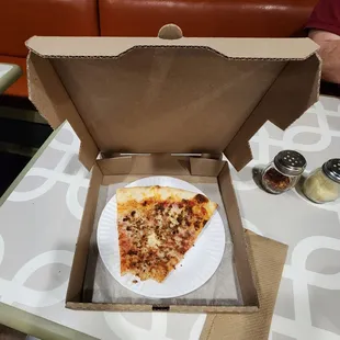 A box made for a slice!