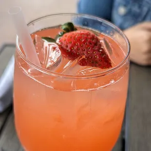 Strawberry Spritz