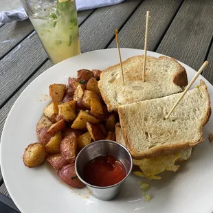 Texas Toast Egg Sandwich  OMG THE BEST