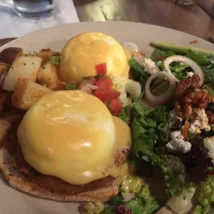 Crab cake egg Benedict