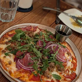 LOCAL BEE STING FLATBREAD