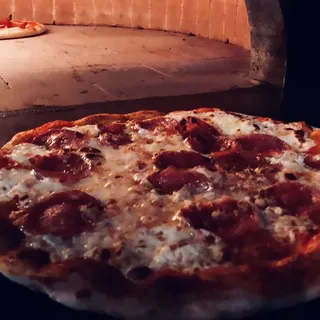 Carmine Pizza