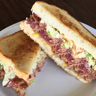 Ultimate Pastrami Melt