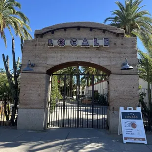 Exterior Restaurant Sign