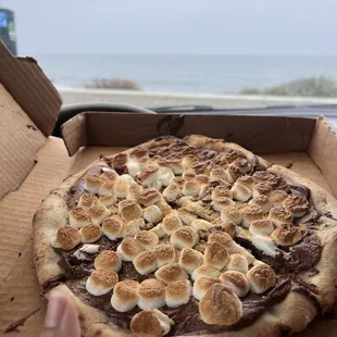 S'mores Pizza!